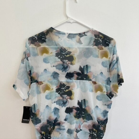 NEW NWT TORRID 1 Plus Size Stretch Mesh Crew Neck Ruched Top Watercolor Floral - Picture 14 of 15